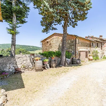 Romantic In Chianti Classico - Happy